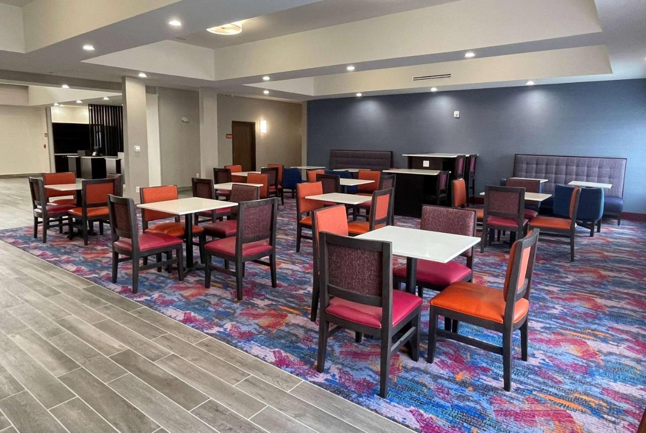 La Quinta Inn And Suites By Wyndham - Schertz Εξωτερικό φωτογραφία